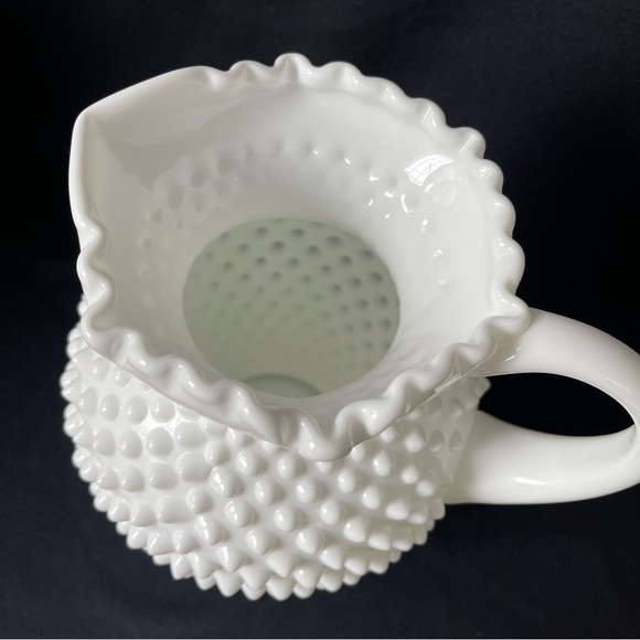 Pitcher - Fenton Hobnail Milk Glass - Vintage - Picture 5 of 8